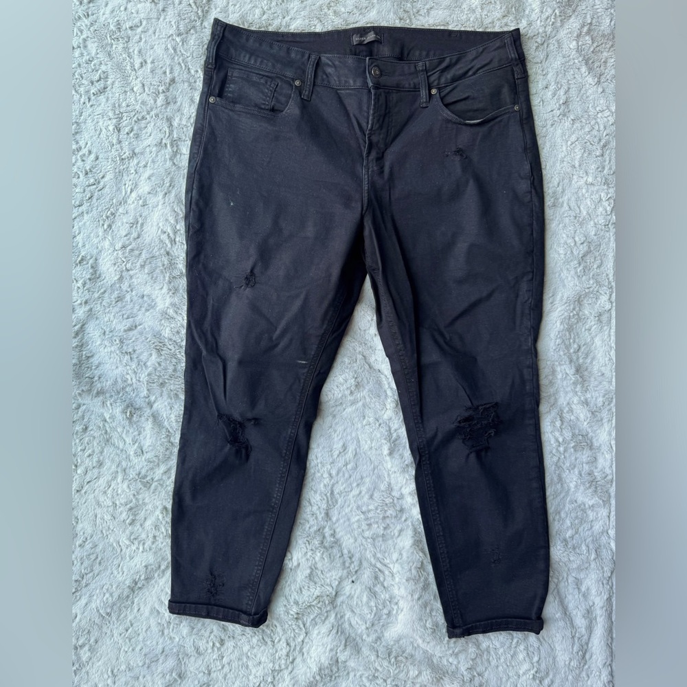 Silver jeans black distressed suki skinny plus size 36/27